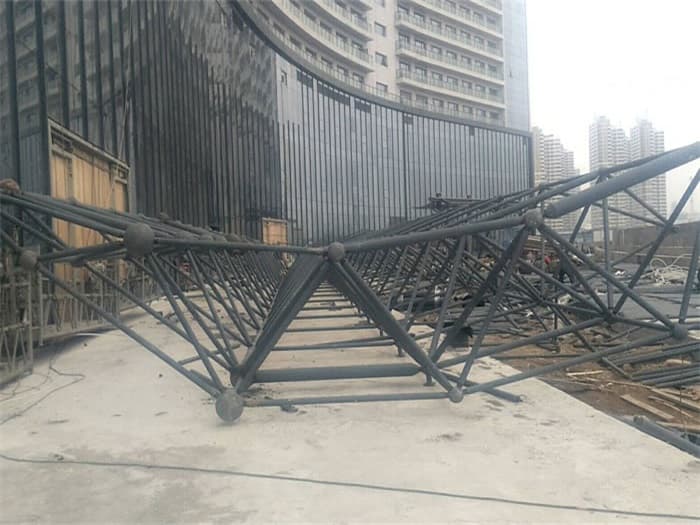 贵溪万豪酒店雨棚网架
